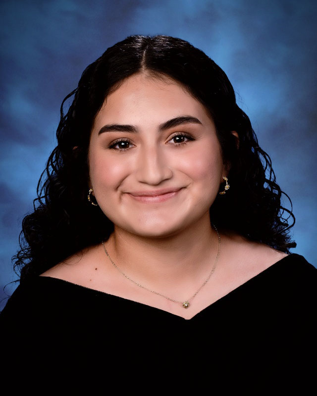 Waller 2023 Valedictorian Stephanie Esquivel (courtesy Waller ISD)